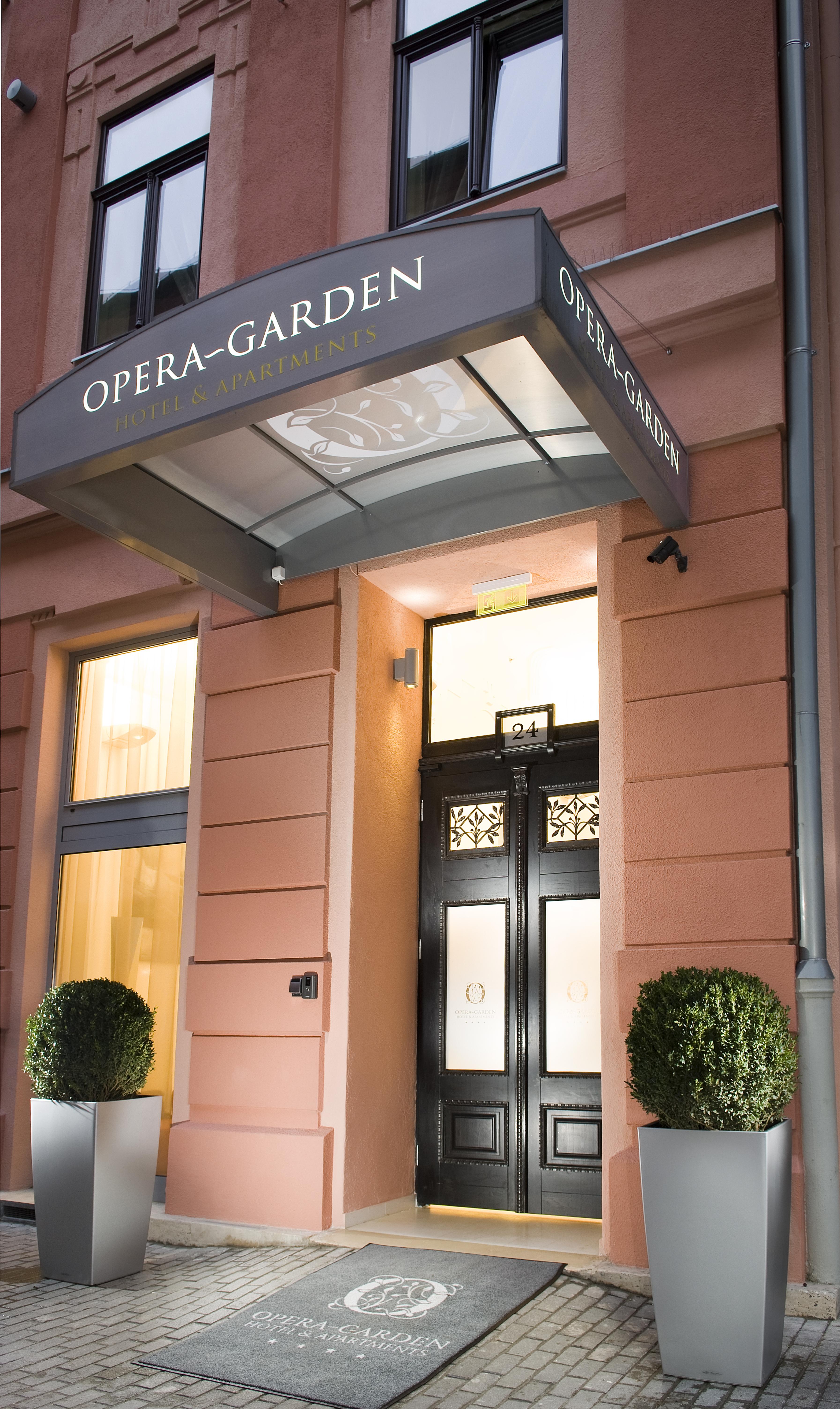 Opera Garden Y 4* Budapest
