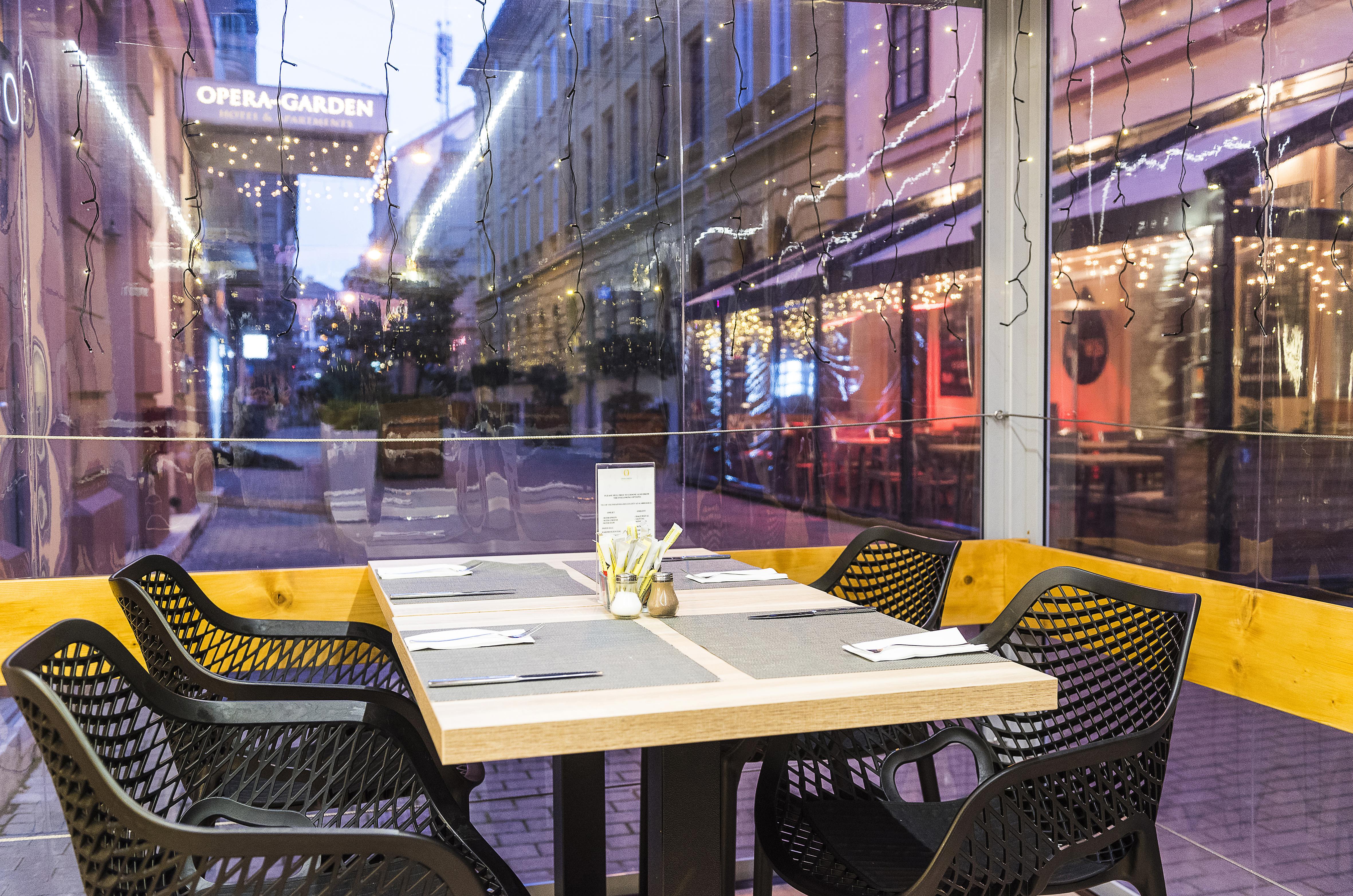 Opera Garden Y 4* Budapest