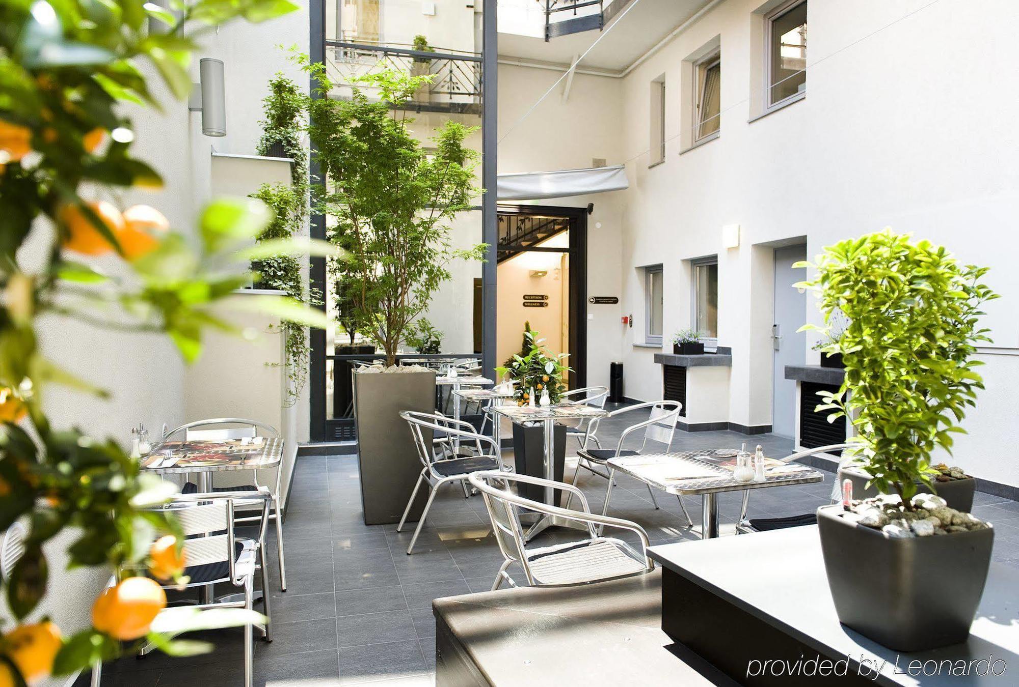 Hotel Opera Garden Y 4*