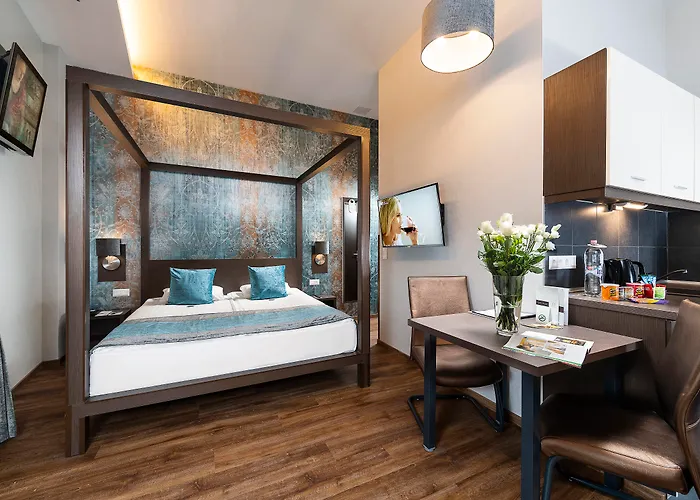 Opera Garden Hotel & Apartments