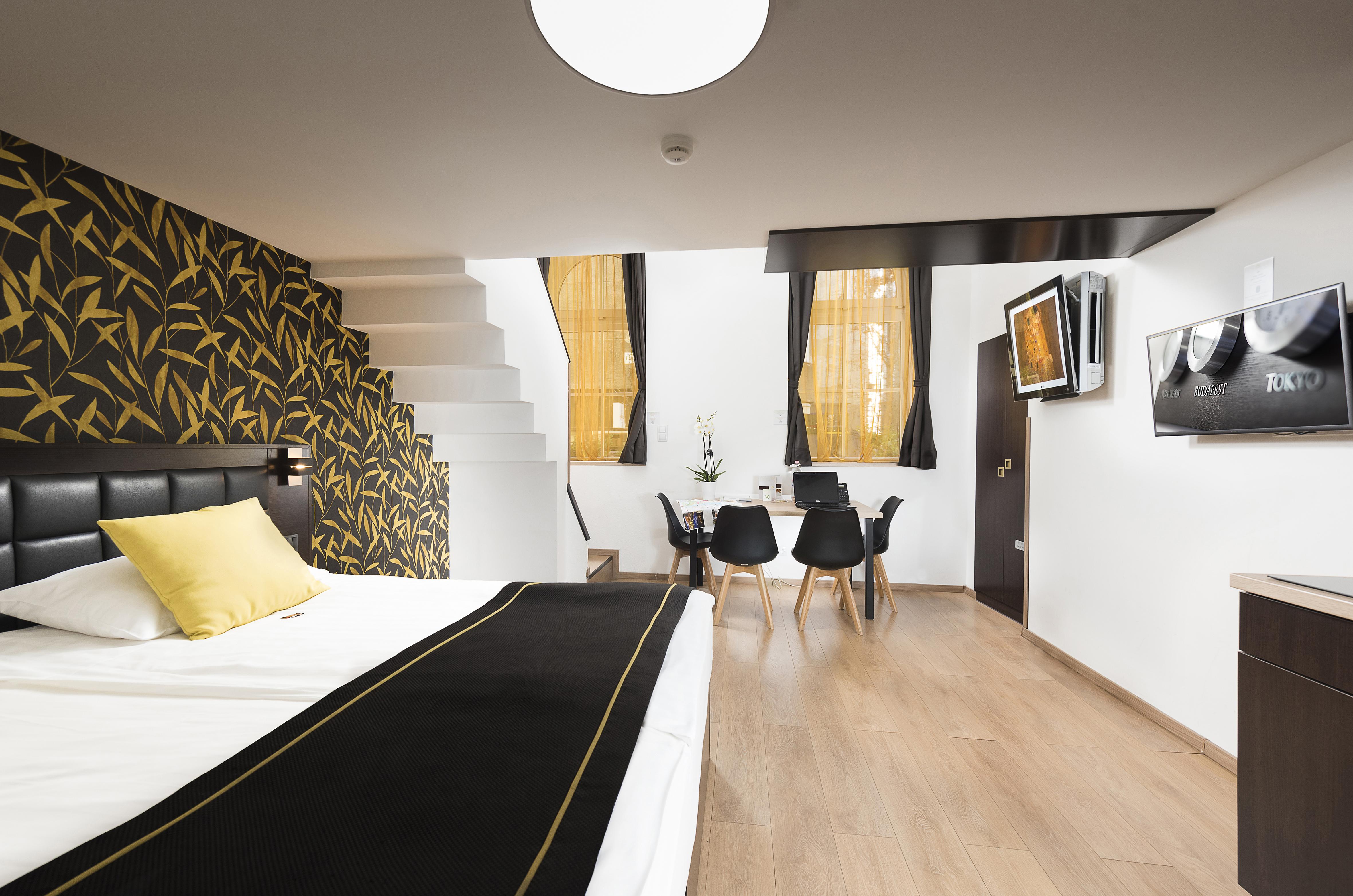 Opera Garden & Hotel Budapest