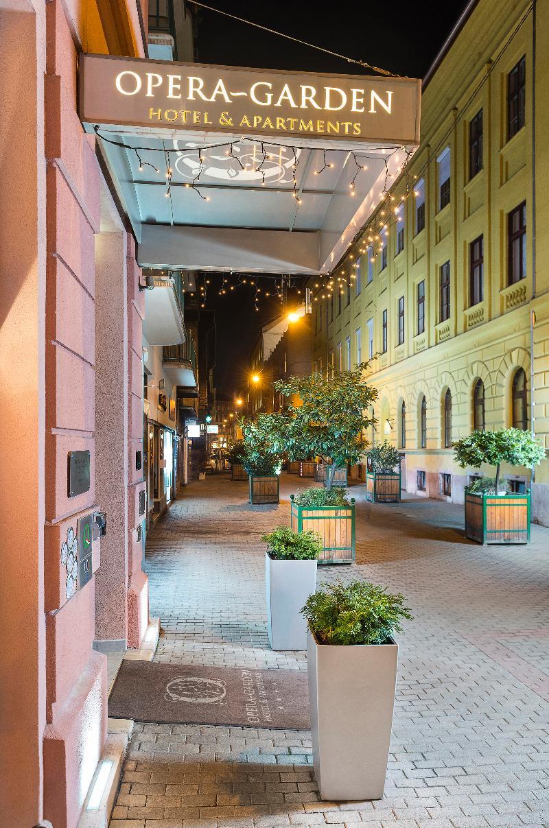 Opera Garden & Budapest